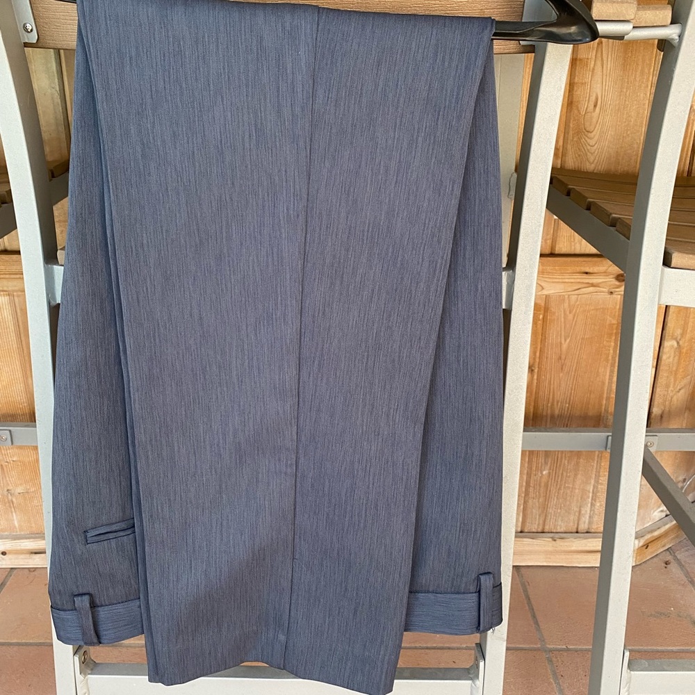 Perry Ellis Modern Fit Dress Pants